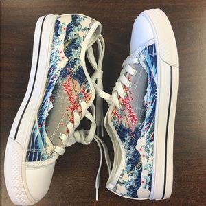 Japanese wave design white sneakers (7)